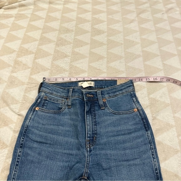 Madewell 10” high rise skinny jeans foregate wash knew rip edition - Picture 7 of 8